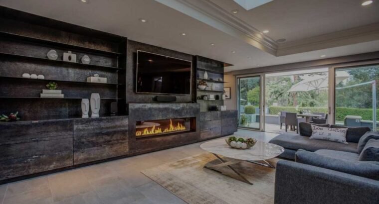 BMW X5 The Perfect Blend of Power & Luxury